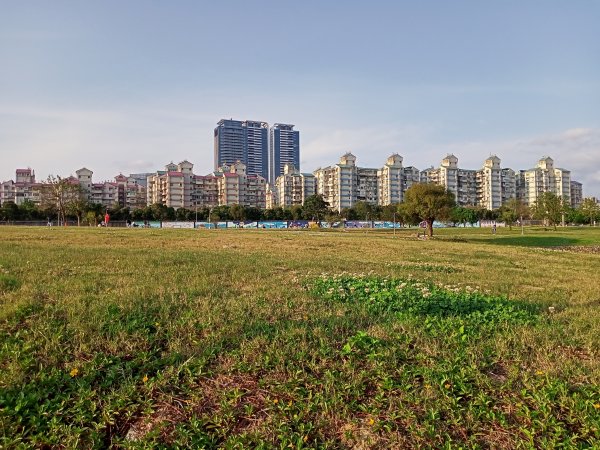 基隆河右岸、美堤河濱公園步道健走慢跑趣2092184