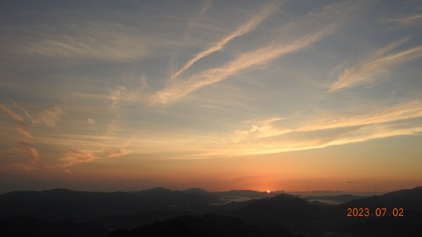 二格山日出火燒雲&雲海流瀑 7/2 & 3 #豔粉蝶 #長尾水青蛾2201618