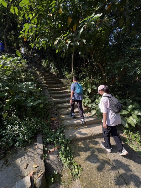 20251012高雄大社觀音山步道2915072