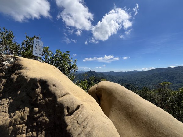 [微笑山線_第九段] 2025_0914 二格山系_皇帝殿東峰2889499