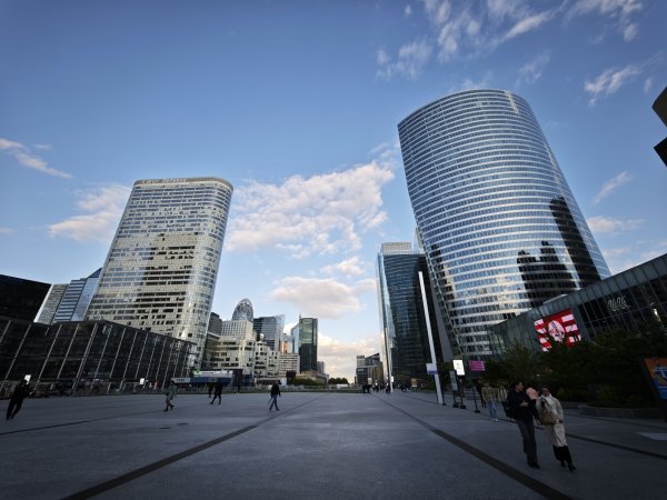 2025_0423 倫敦馬拉松順遊西歐 D5d(法國巴黎-新凱旋門)2787253