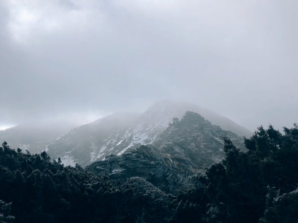 雪國裡的南湖1621178