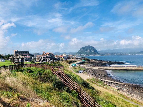 1140813 Jeju 偶來10號松岳山步道環走。天地淵.正房.天帝淵瀑布2861443