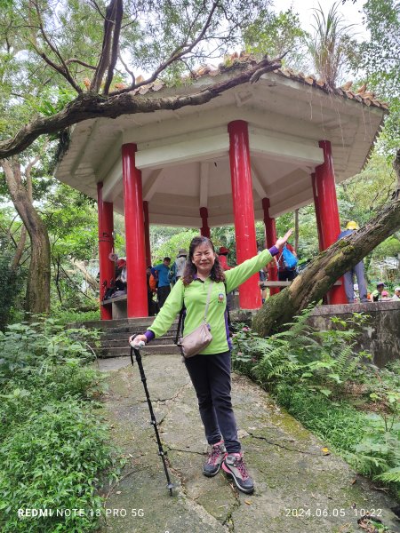 走訪新北市中和區及土城區的名勝古蹟：圓通禪寺、牛埔頭山、新加坡山2518410