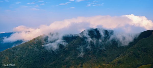 陽明山趴趴走追雲趣 1/172983234