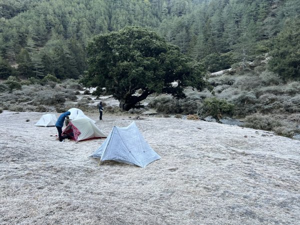 【駒盆西稜上馬博下嘆息灣D4】僕落西擴山、烏可冬克山與哈伊拉羅南源2444050