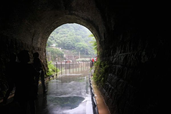 〔雙溪〕三貂嶺生態友善隧道 蝙蝠＆鐘乳石 。尪子崙坑 礦務課NO.278基石2247677