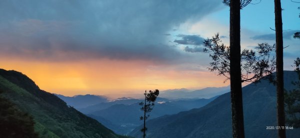 百岳~西巒大山-上山喘喘、下山膝軟。1035491