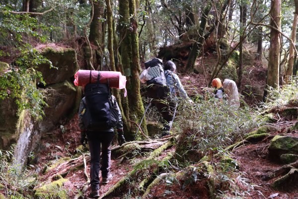 豐山眠月：石夢谷連走水漾千人洞2757734