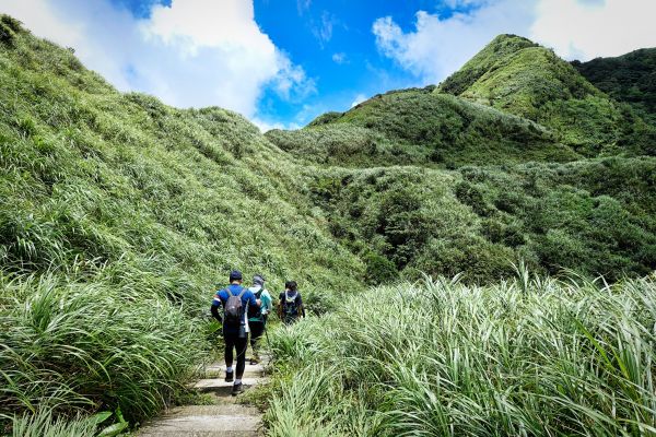 不厭亭、貂山古道、金字碑古道O型2018封面