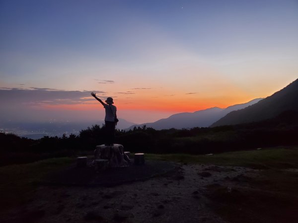 仲夏夜之冷苗古道O,七星公園賞百萬夜景