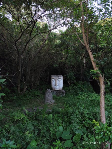 【臺北大縱走 5】碧山巖→忠勇山越嶺步道→金龍產業道路→圓明寺步道→鄭成功廟→潛園→格物台→劍潭古寺2959007