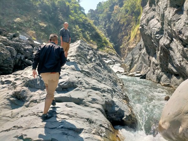 多納鬼斧神工峽谷步道(一線天)2730289