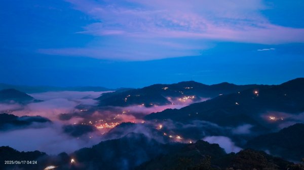 北宜郊山之濫觴 #琉璃光 #火燒雲 #日出 #雲海 6/172813713