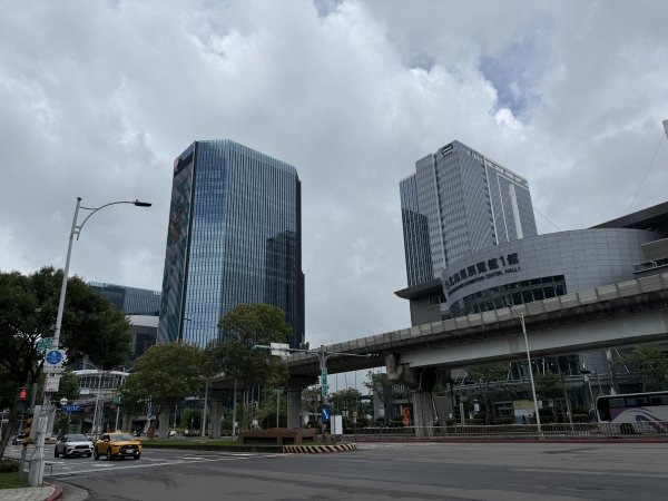 [2026臺北健走趣-02/50] 2026_0710_中國信託金融園區3097759