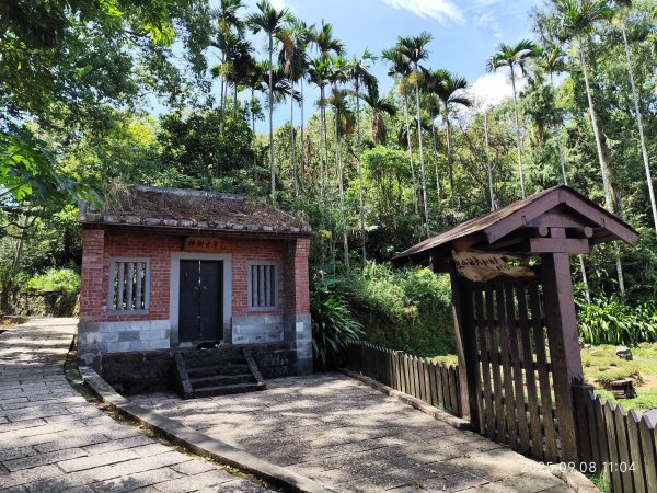 【臺北大縱走 7】2-1 樟山寺→樟樹步道→彩雲亭→相思炭窯→貓纜貓空站→指南路三段40巷2881781