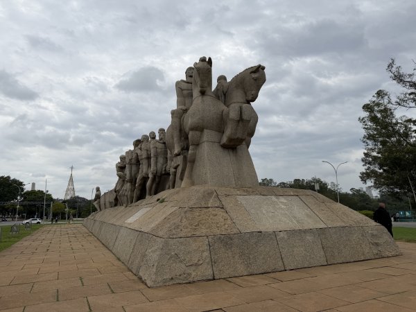 [紐約馬之行-70] 2025_1116 先鋒旗手紀念碑2956888