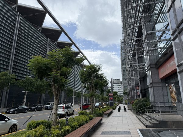 [2026臺北健走趣-02/50] 2026_0710_中國信託金融園區3097762