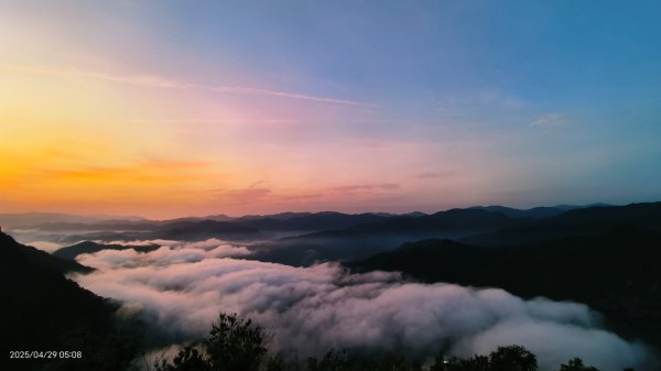 翡翠水庫壩頂 #火燒雲雲海 #日出雲海 #鱷魚島 #藍腹鷴 4/292772668