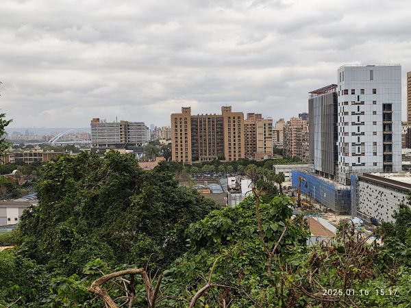 4-4 臺北自來水園區 - 觀音山蓄水池導覽→管材雕塑區→消壓塔→梅園步道2693082
