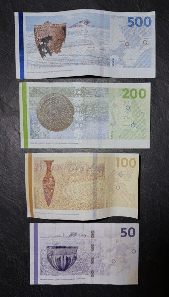 [紐約馬之行-38] 2025_1106 夜晚的伊盧利薩特2948250