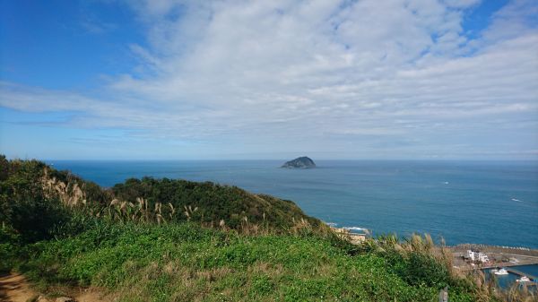 海大龍崗步道。槓子寮山封面