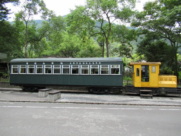 【新聞】花蓮林田山機關車頭換新裝 歡喜回家