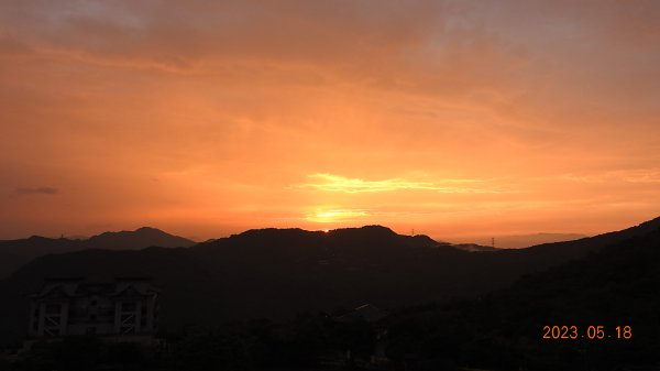 5/20我愛您新店四十份翡翠水庫壩頂日出雲海&5/182154189