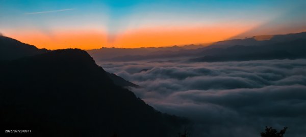 #翡翠水庫壩頂 #山羌 #霞光 #日出 #雲海 9/233121783