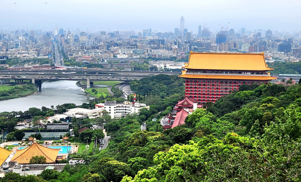 毋忘在莒步道，劍潭山，微風平台，北眼平台，圓山自然景觀公園（舊兒童樂園），圓山考古遺址，北門（承恩門），台北郵局，小南門，撫台街洋樓，西本願寺，中正紀念堂，景福門（東門）
