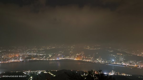 觀音山百萬夜景&日出，小觀音西峰彩色霧虹2/22&232433884