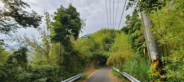 2025/05/01-凌空廊道上李崠山2775474