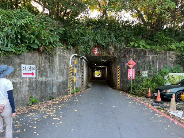 土城頂埔捷運站-大暖尖山-火焰山-承天路-石壁寮溪棧道-永寧捷運站2896416