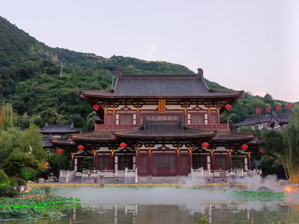 陝西省西安市臨潼區：大秦劇場《復活的軍團》、華清宮《長恨歌》大型實景歷史舞劇】