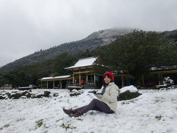 獨自勇敢。陽明山追雪成功1233789