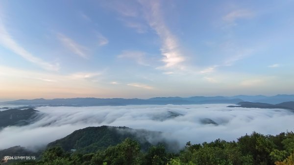 石碇趴趴走追雲趣 - 夜景 #琉璃光雲海流瀑 & 曙光火燒雲 & 藍天 #雲海流瀑 7/1&102539164