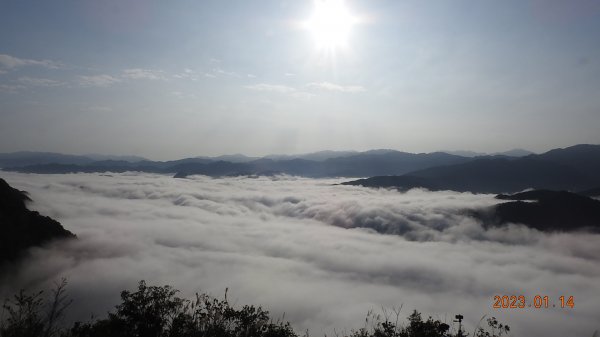 翡翠水庫壩頂/新店四十份公墓雲海+斜射光，個人在此最有層次最美的一次雲海1993144