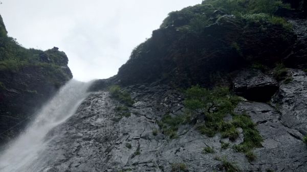 陽明山國家公園最大的瀑布「阿里磅瀑布」406717