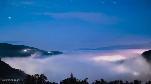 跟著雲海達人山友追雲趣 #獵狸尖 #琉璃光 #雲海 #雲海流瀑 #日出 8/22849434