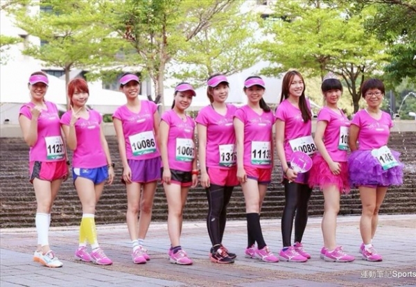 2015 MIZUNO Lady s Running