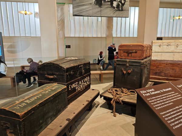 [紐約馬之行-09] 2025_1101 埃利斯島(Ellis Island)2944880