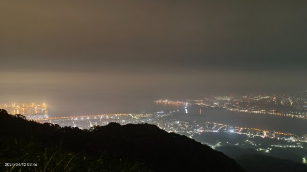 晨霧瀰漫的觀音山2476125