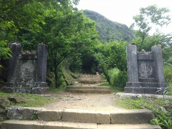茶壺山步道, 燦光寮山,黃金神社 330560