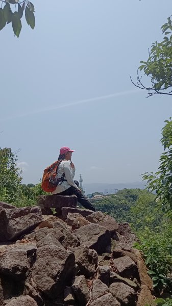 (姨婆趴趴走)第五十四集:攀登台北內湖剪刀石山、金面山2775897