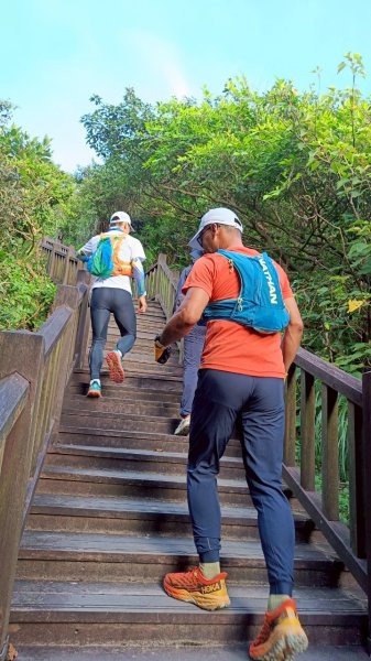 20250629_南子吝-劍龍稜-鋸齒稜-無耳茶壺山-山頂豆花2825701