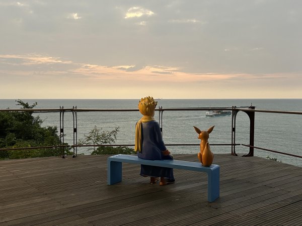 在西子灣和小王子一起看海上日落3078953