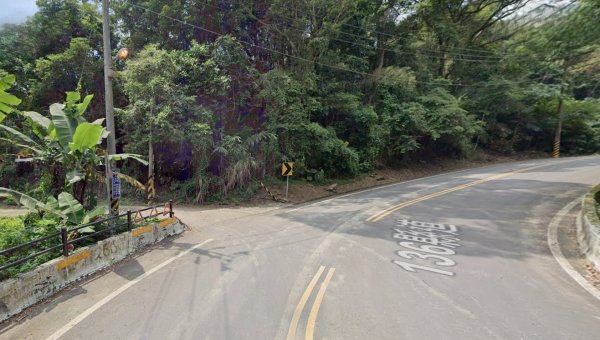 國姓「鋤頭盤山」山字森林三角點3131496