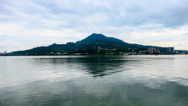 跨越，在河海交界3042366