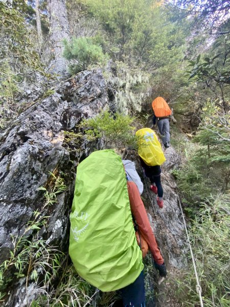 奇萊東稜翻山越嶺的淚與笑D3 2022/10/1—鐵線斷崖前營地至太魯閣北鞍營地1870726