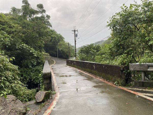 《2025草嶺古道芒花季｜雨天版完整攻略 × 七顆寶石路線實走》2949324